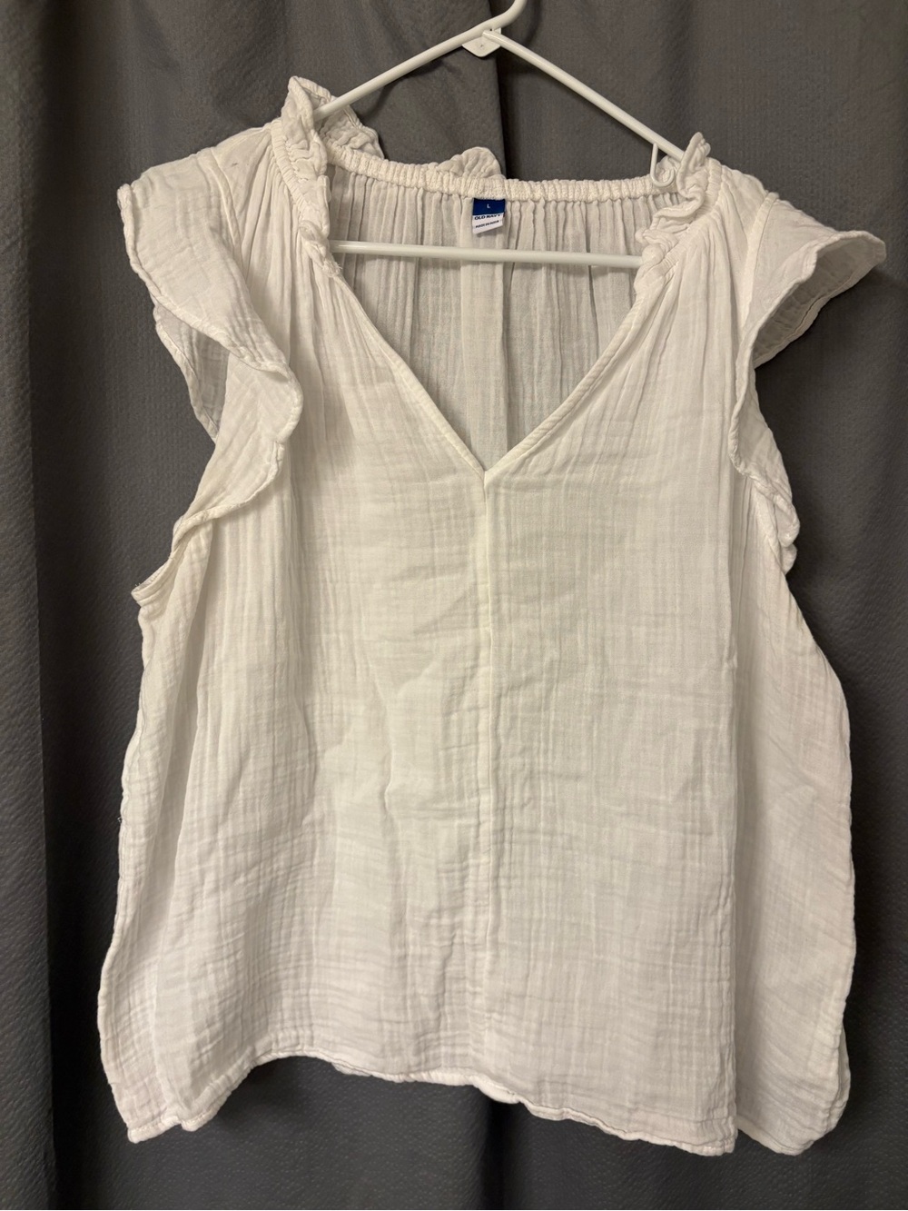 Old Navy Lightweight White, Cotton, Ruffle Sleeve V-Neck Top - Women